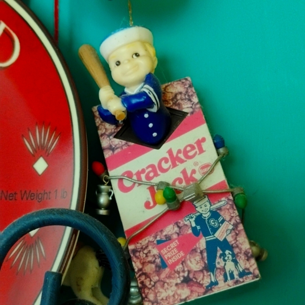 Vintage Cracker Jack Sailor ⚓🎄 CHRISTMAS ORNAMENT Or SANTA 🎹 Player